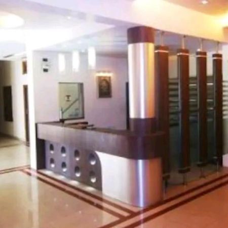 Hotel Soni International Khalilabad Kültér fotó