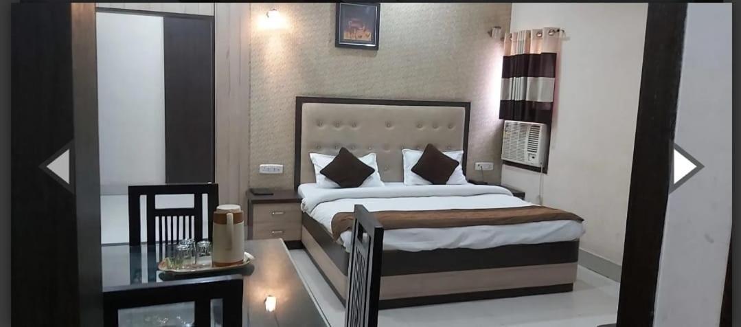 Hotel Soni International Khalilabad Kültér fotó